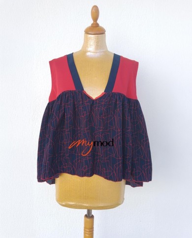 Red & Blue V-Neck Flared Top | MYMOD
