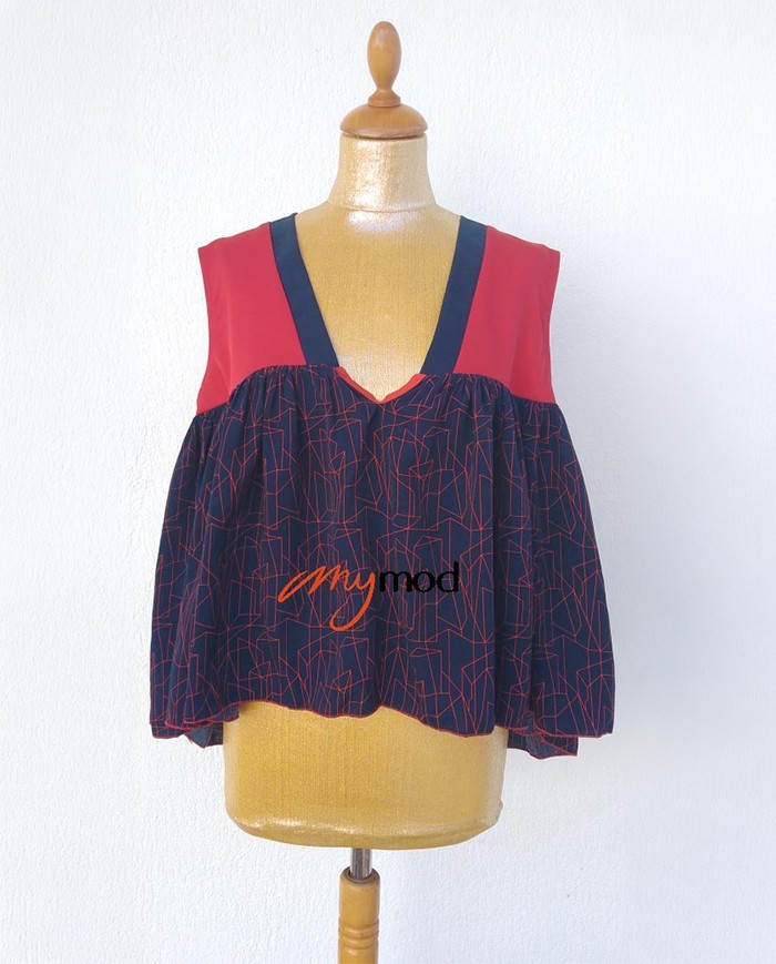 Top évasé col V rouge et bleu fluide | MYMOD