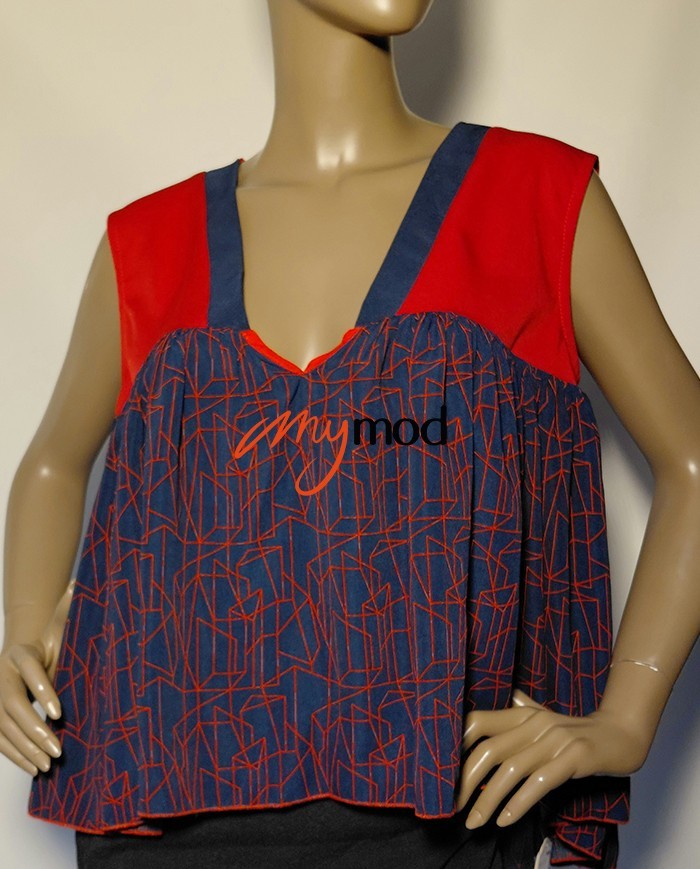 Top évasé col V rouge et bleu fluide | MYMOD
