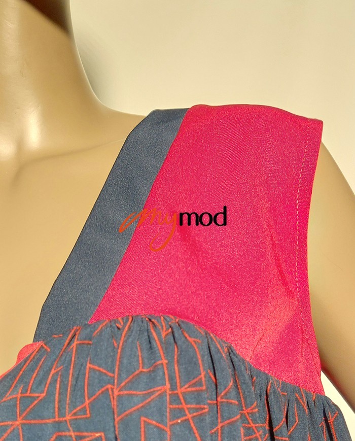 Top évasé col V rouge et bleu fluide | MYMOD